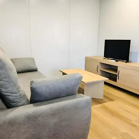 Casa Privada Con Jardin Barbacoa Y Piscina Privada Solo Familias 別荘