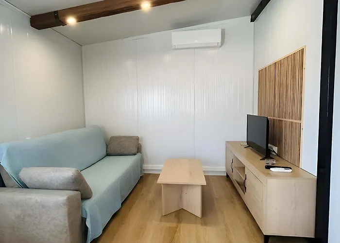 Casa Privada Con Jardin Barbacoa Y Piscina Privada Solo Familias *