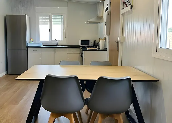 Casa Privada Con Jardin Barbacoa Y Piscina Privada Solo Familias Vakantiehuis